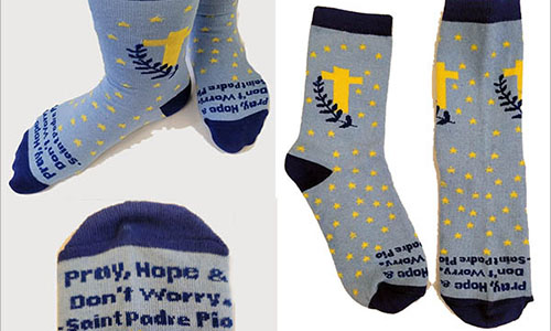 Pray, Hope, Don't Worry Cross Socks